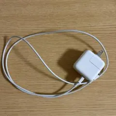 Apple USB Power アダプター　iPhone 充電器