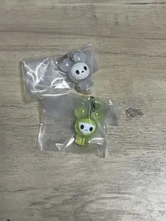 【TWICE】ラブリーめじるしチャーム　2点セット