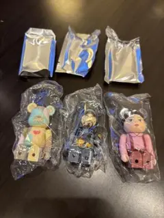 ベアブリックシリーズ50 三体セット