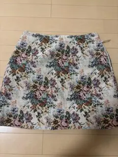 ゴブラン織り 花柄 タイトスカートのサムネイル