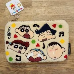新品　未使用　韓国限定　クレヨンしんちゃん ポーチ　タオル地　ポーチ