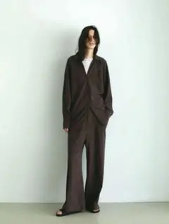 定価以下！ETRE TOKYO 新作 ピンタックリラクシーパンツ M 新品 ラフ