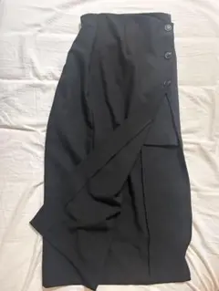 黒いボタン付きタイトスカート　nice claup