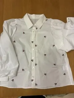 値下げ中！刺繍入りホワイトバルーンスリーブシャツ