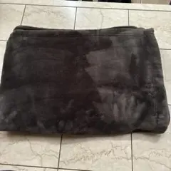 再生ポリエステル　あたたかファイバー厚手毛布　シングル　ブラウン