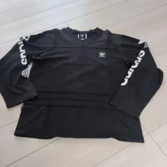 adidas ブラック 長袖カットソー