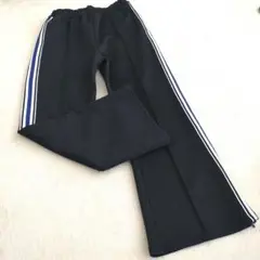 ストライプデザイン 黒 ワイドパンツ　ジャージ