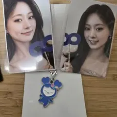 【ツウィ】twice サンリオ　ランダムキーホルダーチャーム