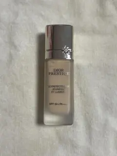 ディオール プレステージ ホワイト ルプロテクターUVルミエールbb 01