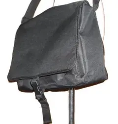 超軽量・精密機器可・ショルダーバッグ