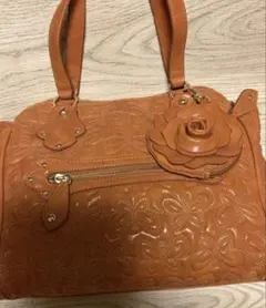 アナスイ　蝶々　刺繍　レザー　トート　バッグ バラポーチ付き　ブラウン系