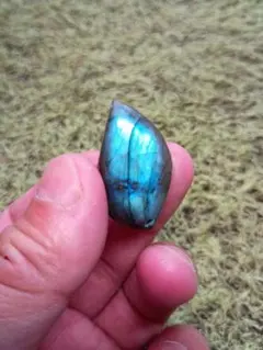 ラブラドライト ペンダント型 ルース石③