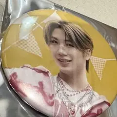 2025年最新】ピンズ・ピンバッジ・缶バッジの人気アイテム - メルカリ