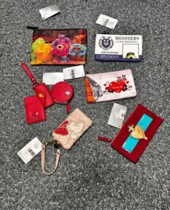 クリアランスセール。ディズニーポーチ＆カードホルダーセット。6個入り