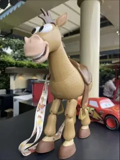 日本未発売】カリフォルニアディズニー ブルズアイ ポップコーン