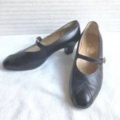 銀座ヨシノヤ　メリージェーン　レザー　パンプス　ブラック　サイズ24 美品✨のサムネイル