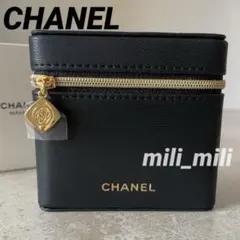 CHANEL／ミラー付きミニリップコスメポーチ　ノベルティ　シャネル