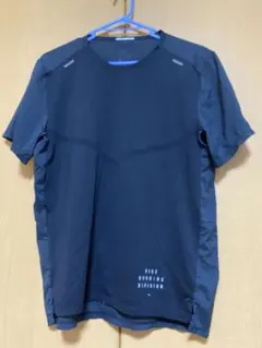 NIKEランニングTシャツ　メンズL