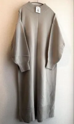 ◆ラディエイト◆新品タグ付き‼️グレーニットワンピース スコットクラブ