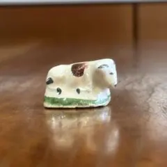 フランス　フェーヴ　フェーブ　アンティーク　ミニチュア　フィギュア　牛　陶器