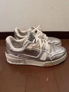 Louis Vuitton LV Trainer スニーカー シルバーのサムネイル