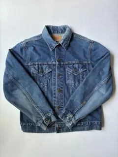 Item thumbnail for item f19447f2-3588-43dc-92d2-e34c683ca4e9