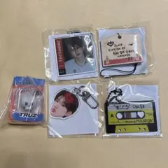 TREASURE PULSE ON カプセルトイ ジュンギュ セット