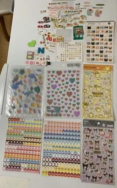 シールまとめ売り サンリオ生き物 年賀.合格フレークシールスケジュール⚠️説明欄！