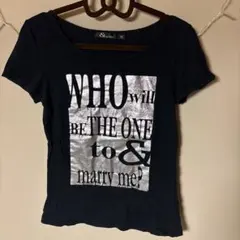& by P&D ロゴプリント Tシャツ ブラック
