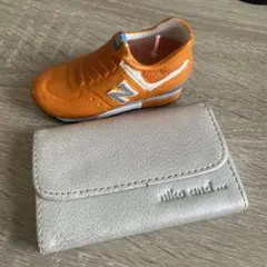 niko and ... 名刺入れ グレー　おまけでニューバランスロウソク