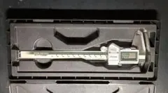 Mitutoyo ABSOLUTE デジタルノギス IP65