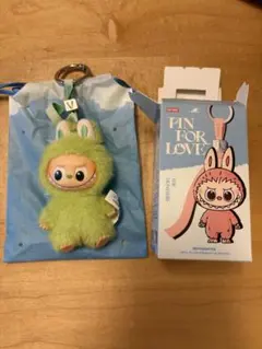 V vラブブ PIN FOR LOVE アルファベット イニシャル　キーホルダー