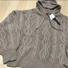 長袖　mサイズ 上着　one way ケーブルジップ　ニットパーカー 未使用品