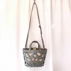 Item thumbnail for item 61e5d3fe-a6e3-4752-aff3-b35c838ca564