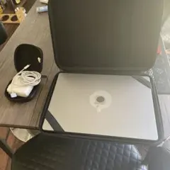 Apple MacBook Air 2013モデル 純正充電器 ヴィンテージ - メルカリ