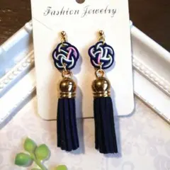 Item thumbnail for item ae173539-57be-4da3-ad0f-44429e6ca99c