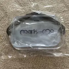 ＆TEAMのmark on me クリアポーチ