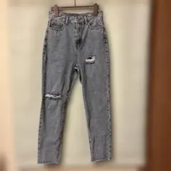 ダメージ加工デニムパンツ