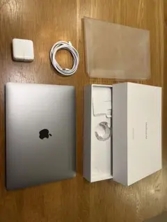 MacBook Air (2020) M1 8GB/512GB 状態良好