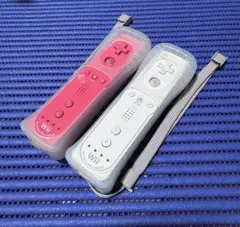 wiiリモコンプラス ピンク＆ホワイト カバーストラップ付 清掃・除菌済みセット