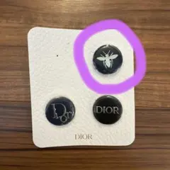 Dior ピンバッジ
