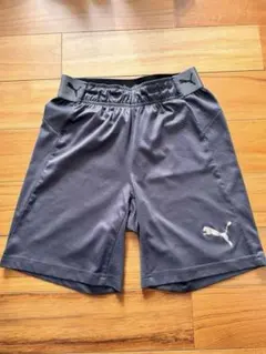 ✨即購入OK✨PUMA ハーフパンツ ダークグレー 150cm