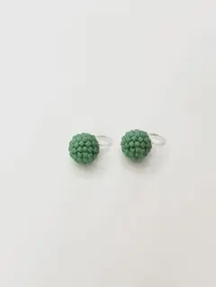 Tiny Glass Earring ーAntique Greenー