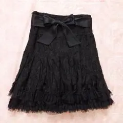 フレアスカート　レース　ブラック　きれいめ　上品
