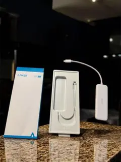Anker 332 USB-C ハブ (5-in-1) ホワイト