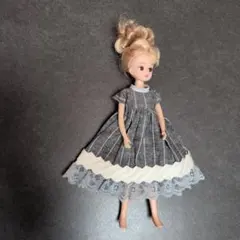 F333リカちゃんのワンピース　ハンドメイド　22㌢、27㌢ドール服