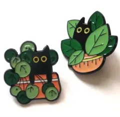 黒猫と観葉植物 ラペルピン 2点セット エナメル ピンバッジ