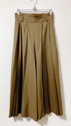 美品　アーバンリサーチ アイテムズ ワイドパンツ F しスカーチョ