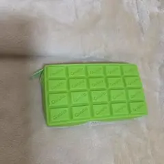 ガチャガチャ　チョコレートバー型ポーチ 緑のサムネイル