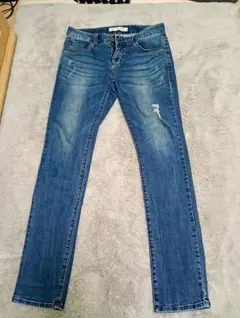 guessスキニーデニムのサムネイル